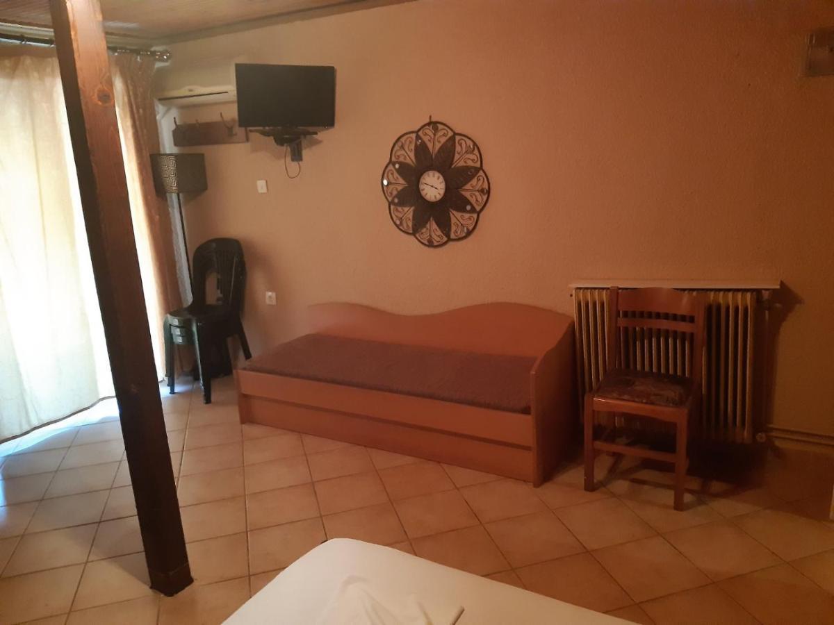 Dora Sarti Hotel Екстериор снимка