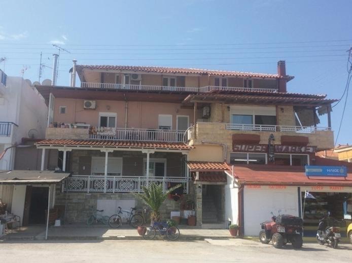Dora Sarti Hotel Екстериор снимка