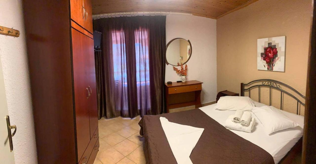 Dora Sarti Hotel Екстериор снимка